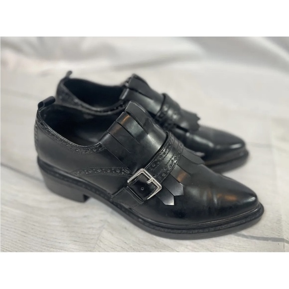Zara Shoes - Zara Basics Black Fringe Kilted patent Leather shoes Loafers Clog Woman’s 38 7